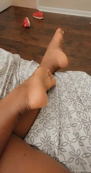 haitian_babefeet / lyncey_thequeen nude photo #0041