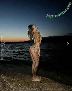 HakunaMavie / hakuna.mavibe / hakuna.mavie nude photo #0040