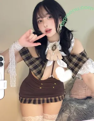 hal.h.l / hal_h_l nude photo #0438