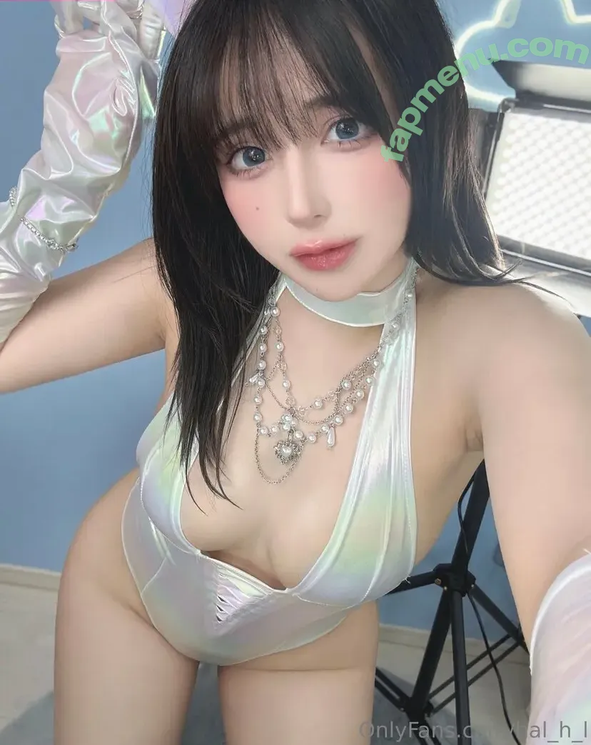 hal.h.l nude photo #0259 (hal_h_l)