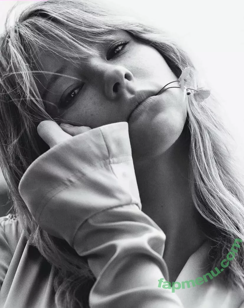 Haley Bennett nude photo #0016 (halolorraine / tshaileybennett)