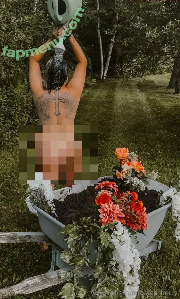 haley_berry nude photo #0125 (haley_berry)