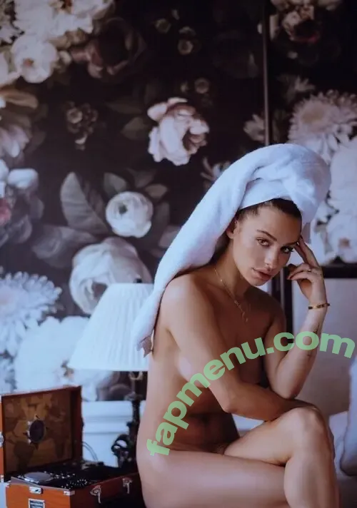 Haley Leach nude photo #0088 (Haleycatharine)