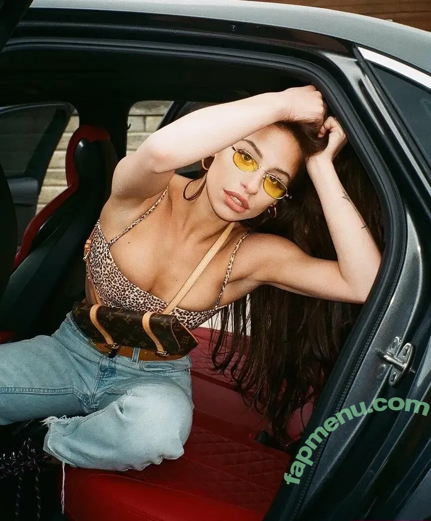 Haley Leach nude photo #0105 (Haleycatharine)