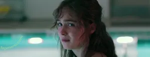 Haley Lu Richardson / haleyluhoo nude photo #0484