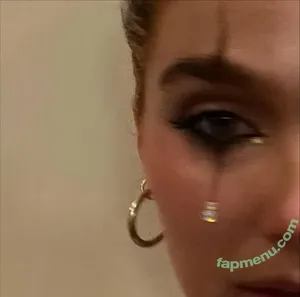 Haley Lu Richardson / haleyluhoo nude photo #0507