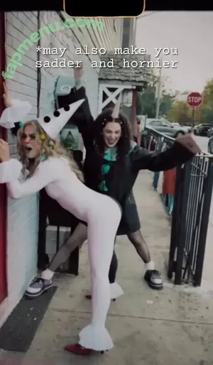 Haley Lu Richardson / haleyluhoo nude photo #0517