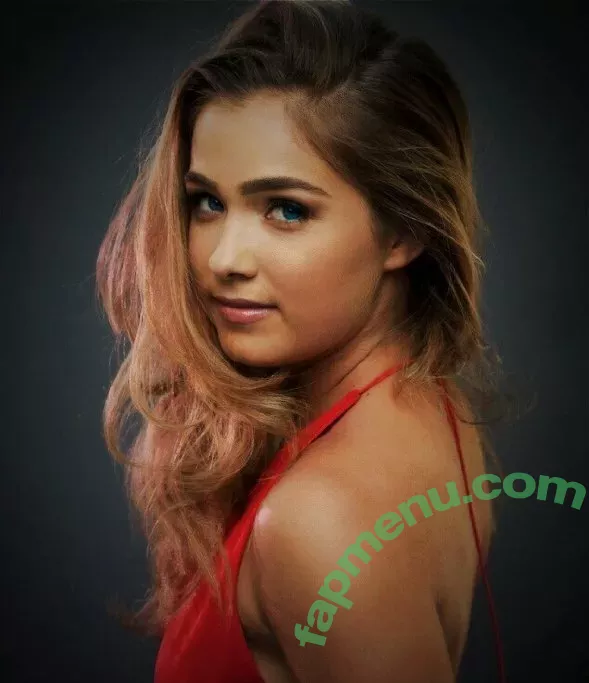 Haley Lu Richardson nude photo #0075 (haleyluhoo)