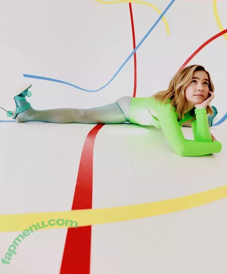 Haley Lu Richardson nude photo #0113 (haleyluhoo)