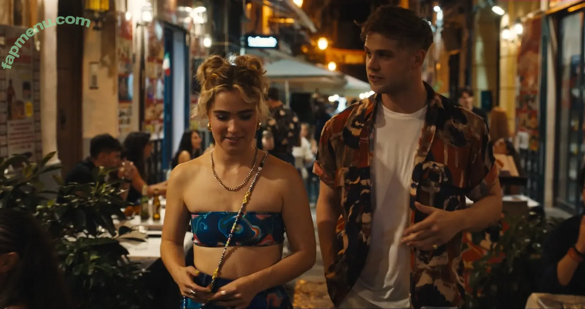 Haley Lu Richardson nude photo #0601 (haleyluhoo)