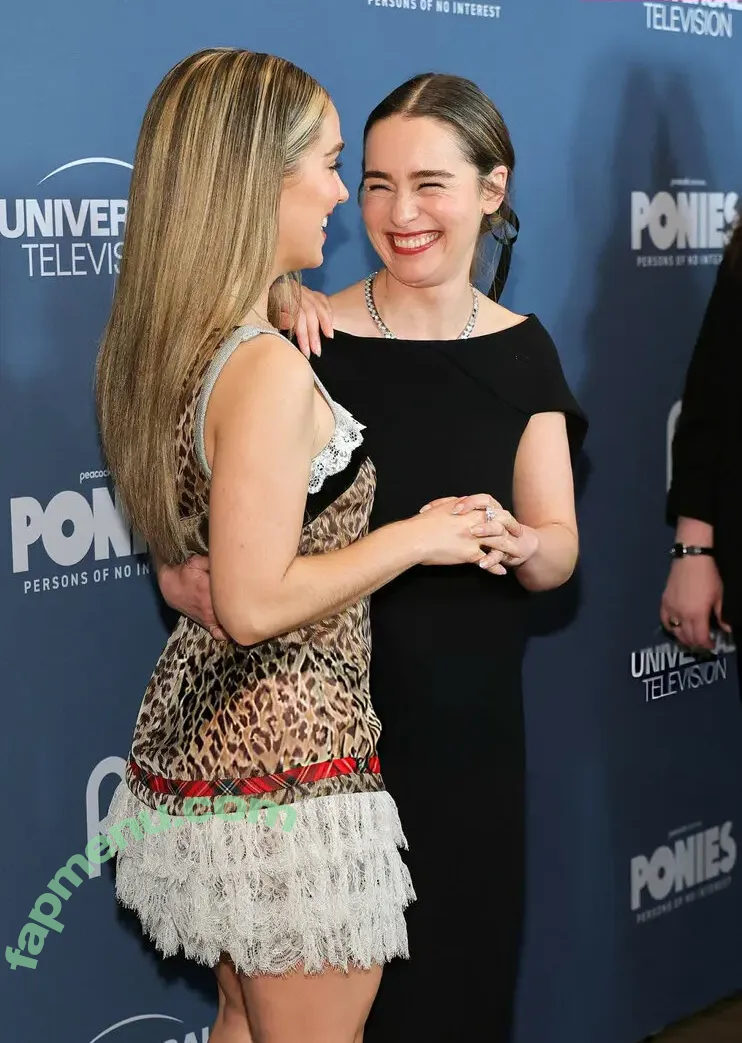 Haley Lu Richardson nude photo #0648 (haleyluhoo)