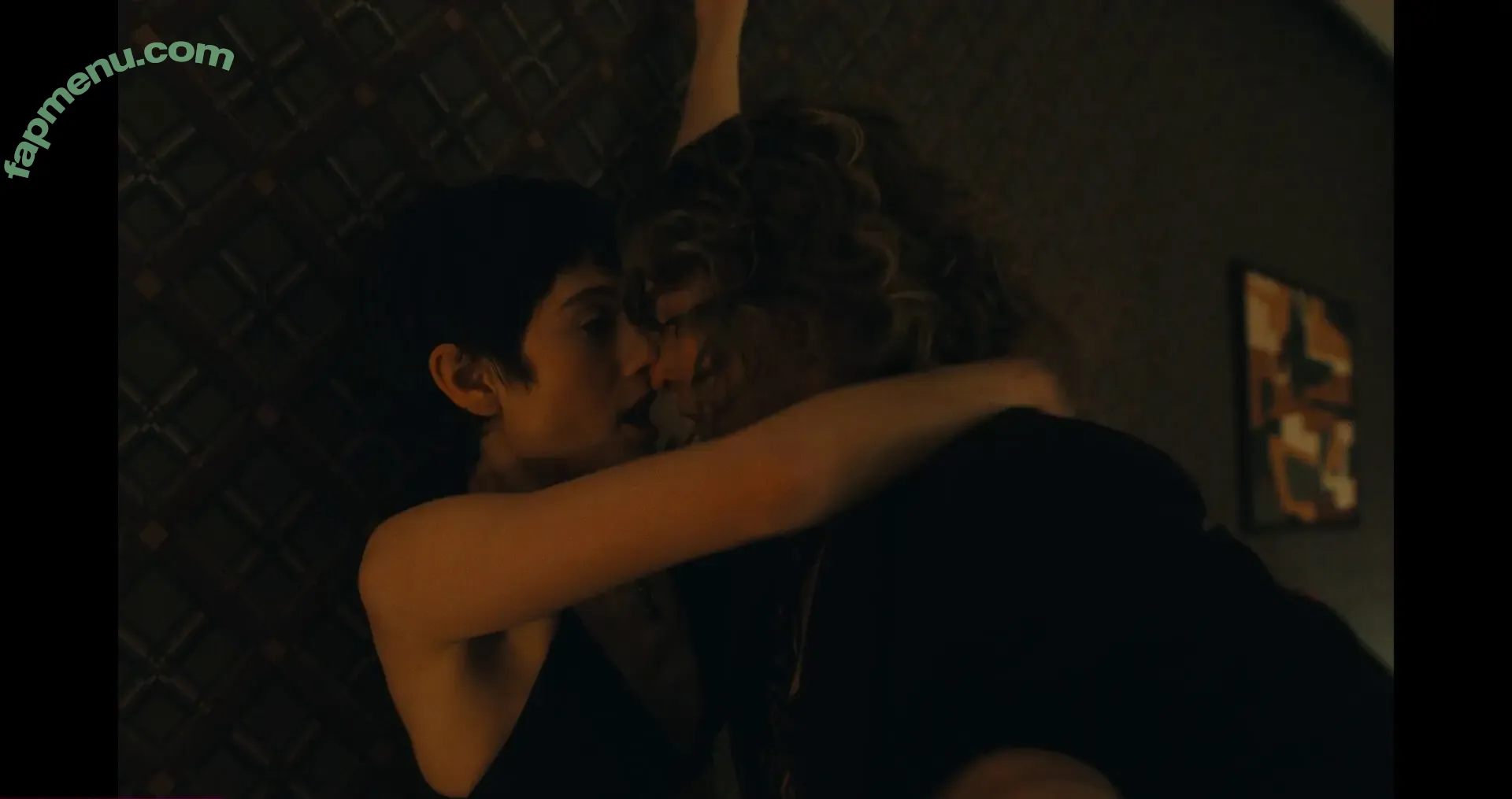 Haley Lu Richardson nude photo #0669 (haleyluhoo)