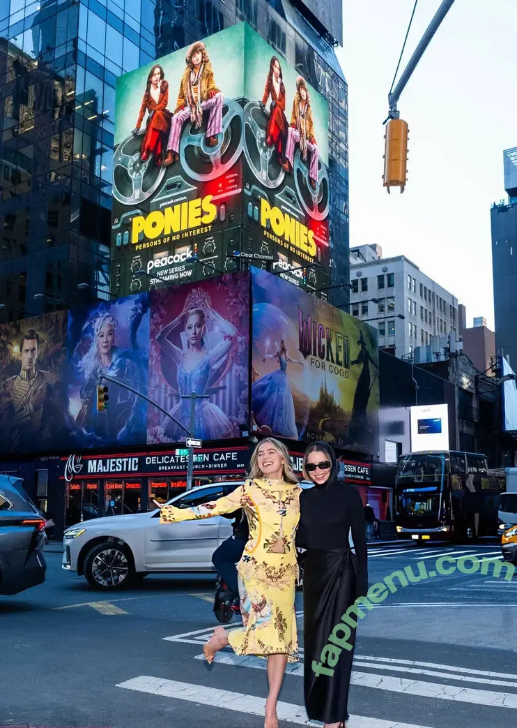 Haley Lu Richardson nude photo #0687 (haleyluhoo)