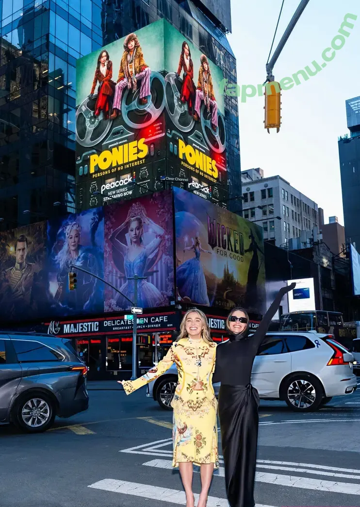 Haley Lu Richardson nude photo #0693 (haleyluhoo)