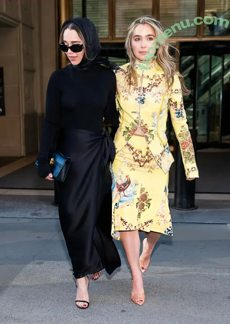 Haley Lu Richardson nude photo #0700 (haleyluhoo)