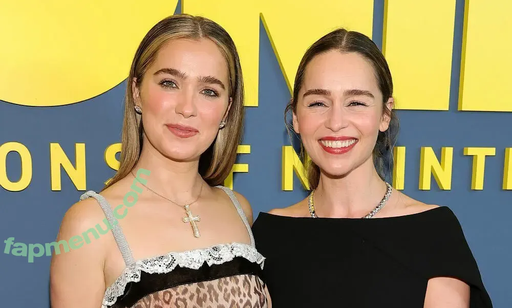 Haley Lu Richardson nude photo #0708 (haleyluhoo)