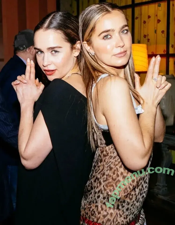 Haley Lu Richardson nude photo #0712 (haleyluhoo)