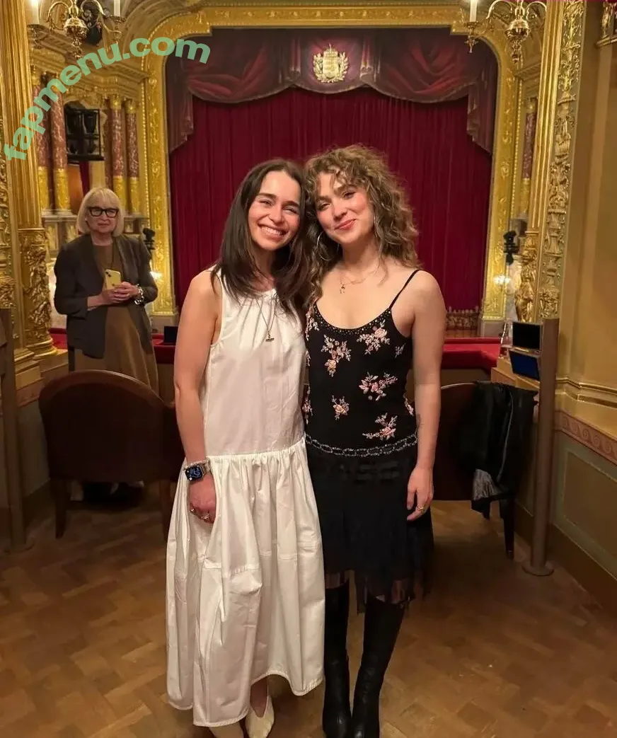 Haley Lu Richardson nude photo #0720 (haleyluhoo)