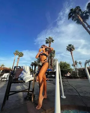 Haley Reinhart / haleyreinhart nude photo #0002