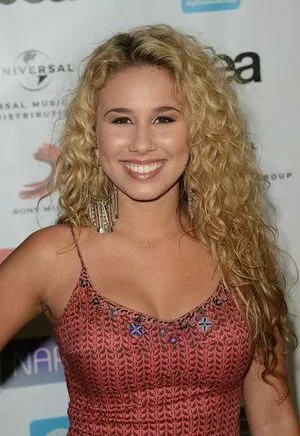 Haley Reinhart / haleyreinhart nude photo #0036