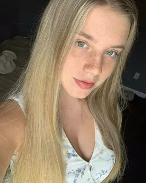 Haley Z / highonhaley / zoomerhaleyy nude photo #0068