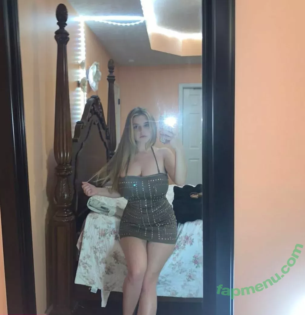 Haley Z nude photo #0079 (highonhaley / zoomerhaleyy)