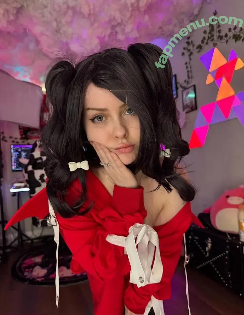 haleyspades nude photo #0003 (nothaleyforlegalreasons)