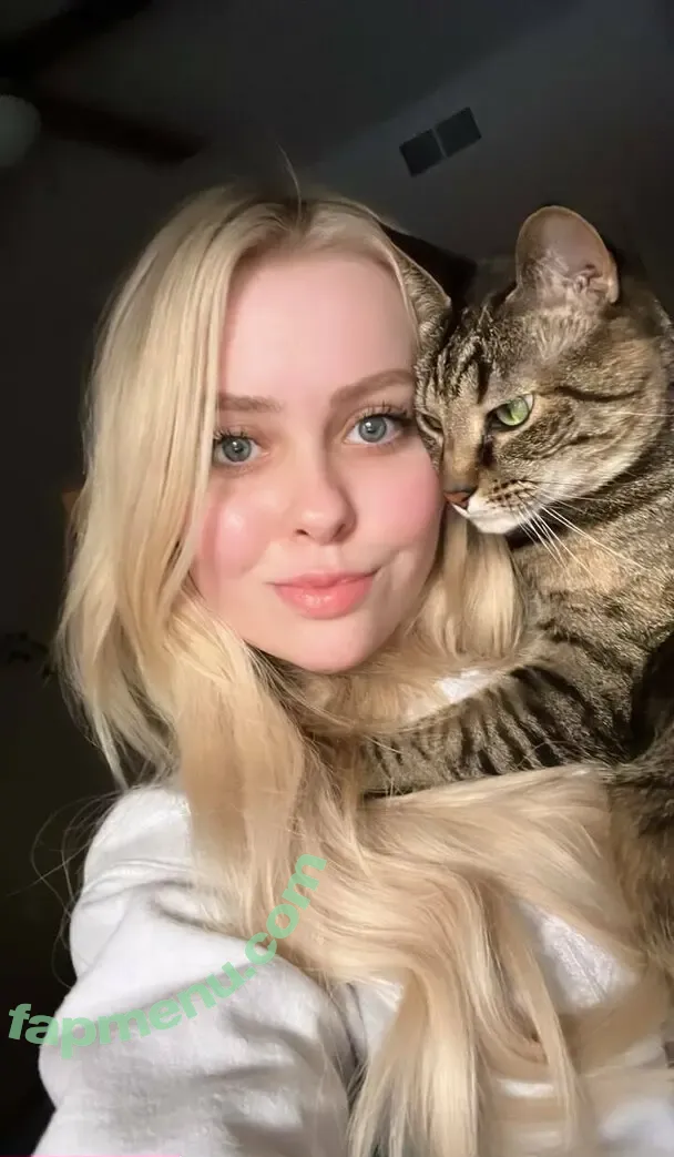 Haleyspades nude photo #0015 (nothaleyforlegalreasons)