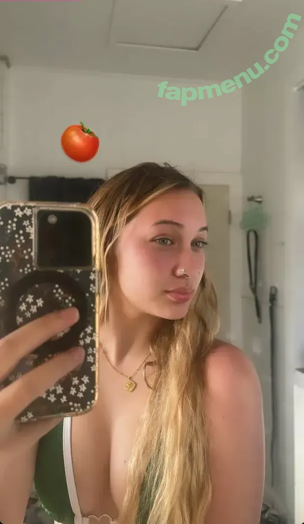 Halia Beamer nude photo #0152 (halia_beamer / haliabeamer)