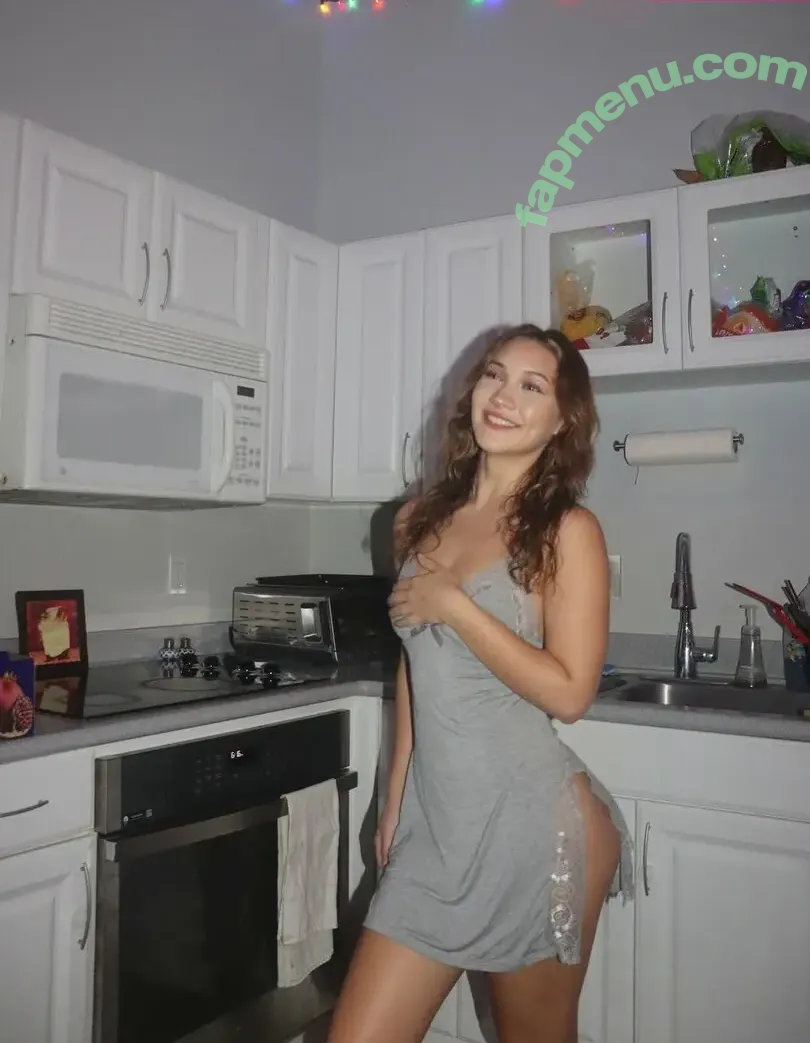 Halia Beamer nude photo #0616 (haliabeamer)