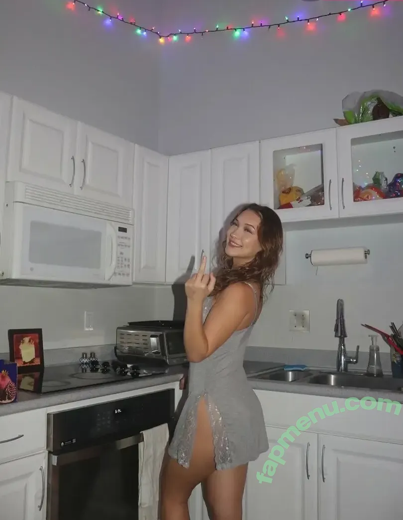 Halia Beamer nude photo #0624 (haliabeamer)