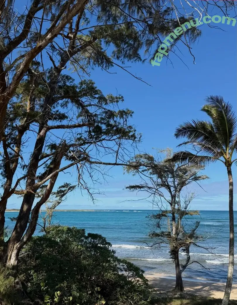 Halia Beamer nude photo #0641 (haliabeamer)