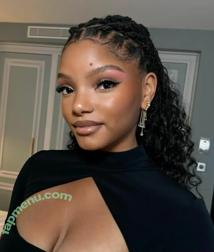 Halle Bailey nude photo #0127 (chloebaileyyy / hallebailey)