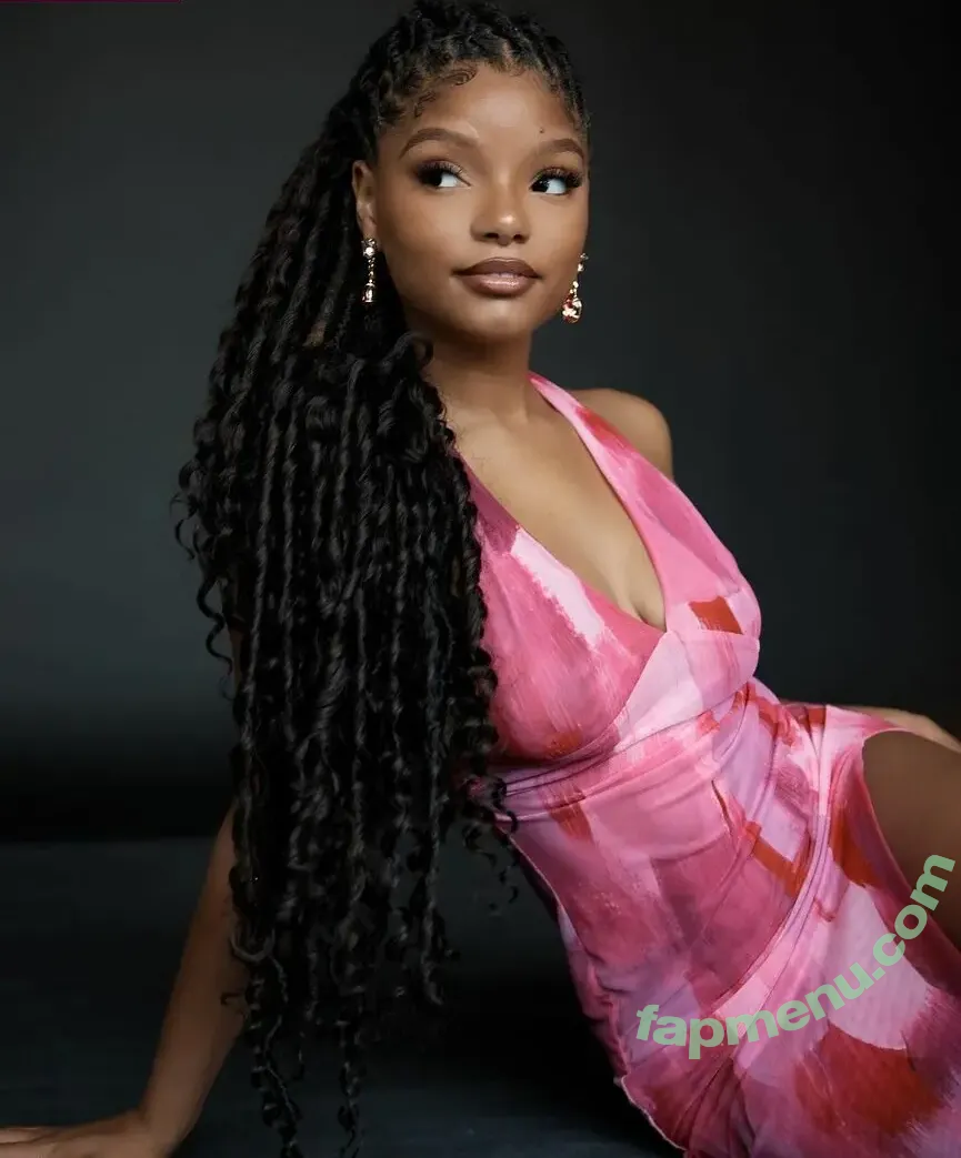 Halle Bailey nude photo #0157 (chloebaileyyy / hallebailey)