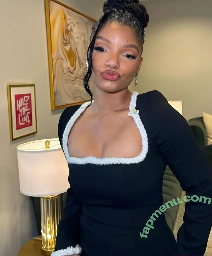 Halle Bailey nude photo #0296 (chloebaileyyy / hallebailey)