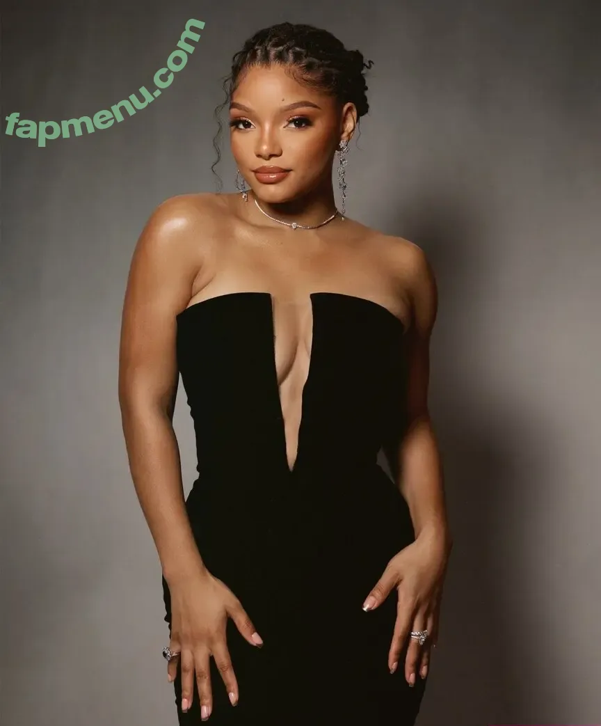 Halle Bailey nude photo #0377 (chloebaileyyy / hallebailey)