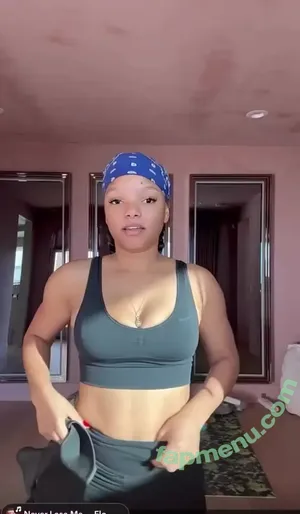 Halle Bailey / chloebaileyyy / hallebailey nude photo #0062