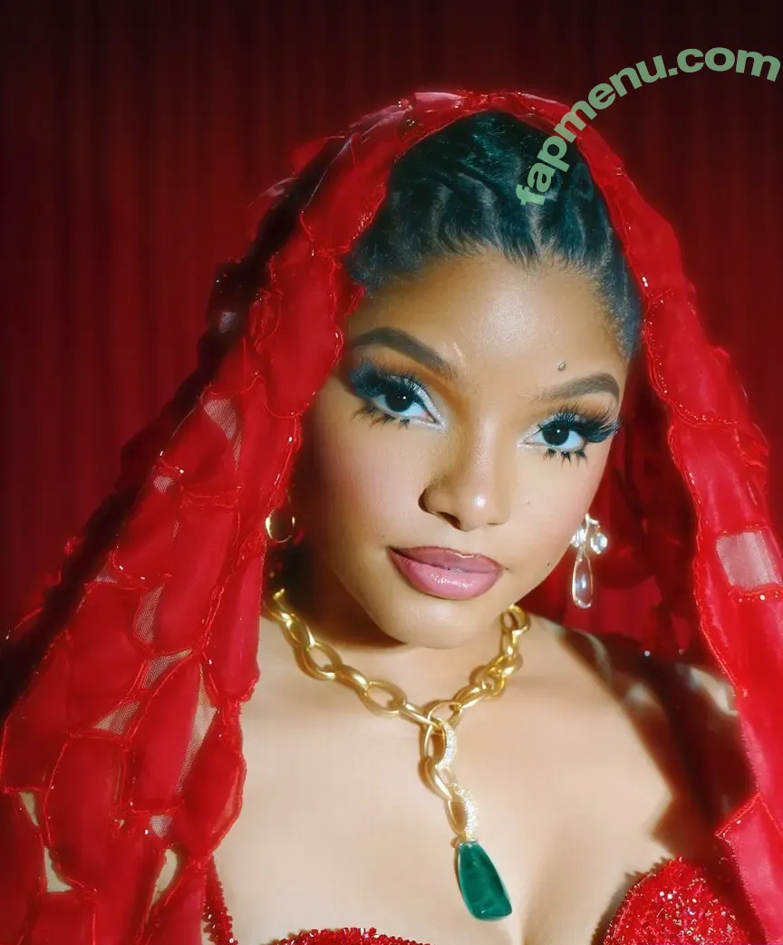 Halle Bailey nude photo #0045 (chloebaileyyy / hallebailey)
