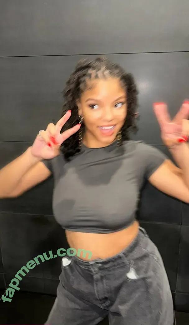 Halle Bailey nude photo #0091 (chloebaileyyy / hallebailey)