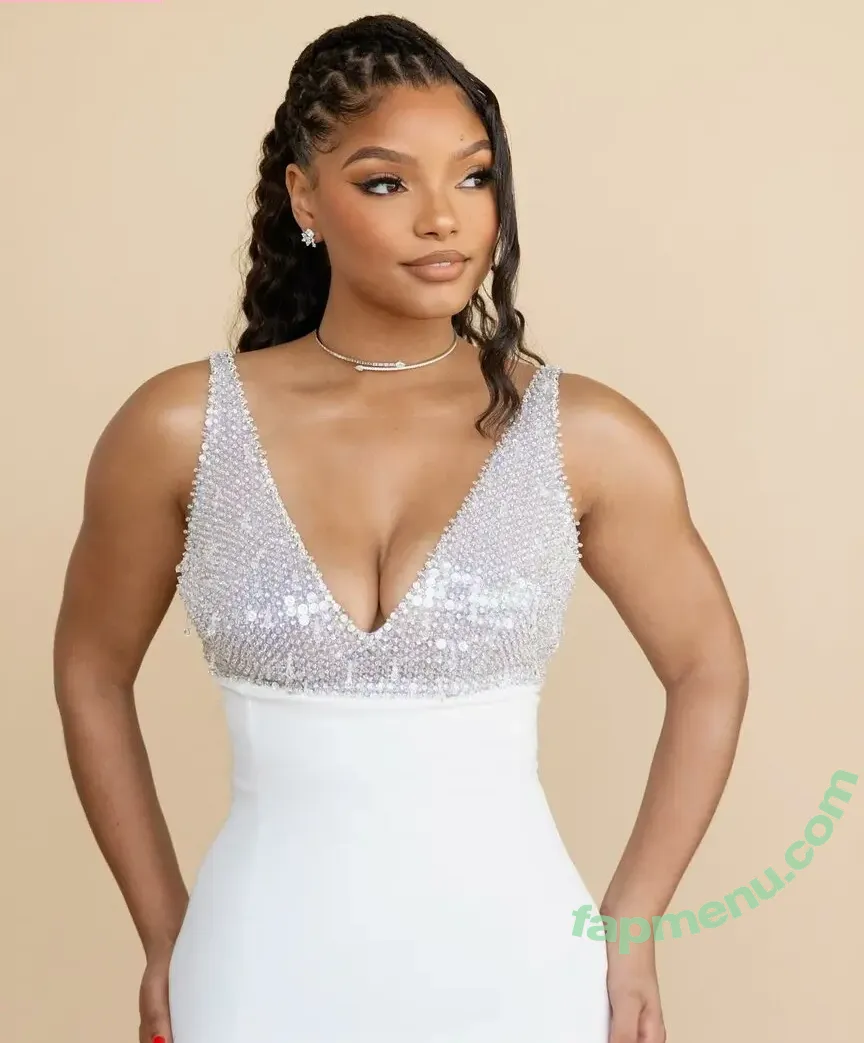 Halle Bailey nude photo #0095 (chloebaileyyy / hallebailey)