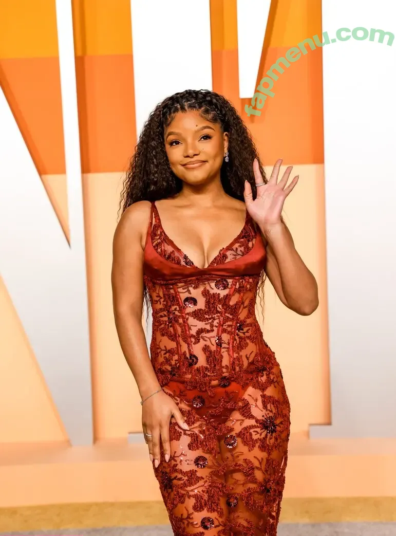 Halle Bailey nude photo #0109 (chloebaileyyy / hallebailey)
