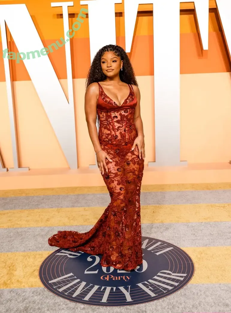 Halle Bailey nude photo #0111 (chloebaileyyy / hallebailey)