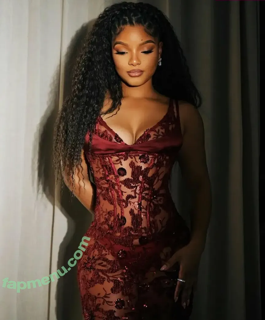 Halle Bailey nude photo #0146 (chloebaileyyy / hallebailey)
