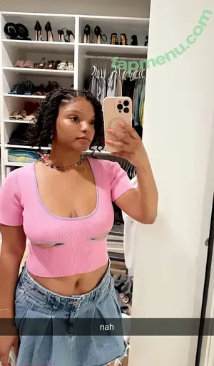 Halle Bailey / chloebaileyyy / hallebailey nude photo #0159