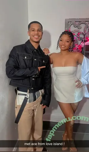Halle Bailey / chloebaileyyy / hallebailey nude photo #0168
