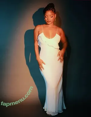 Halle Bailey / Little Mermaid / hallebailey nude photo #0178
