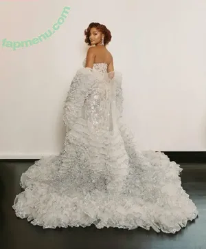 Halle Bailey / Little Mermaid / chloebaileyyy / hallebailey nude photo #0227