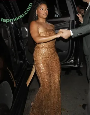 Halle Bailey / Little Mermaid / hallebailey nude photo #0256