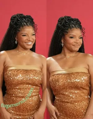 Halle Bailey / Little Mermaid / hallebailey nude photo #0285