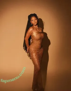 Halle Bailey / Little Mermaid / hallebailey nude photo #0293
